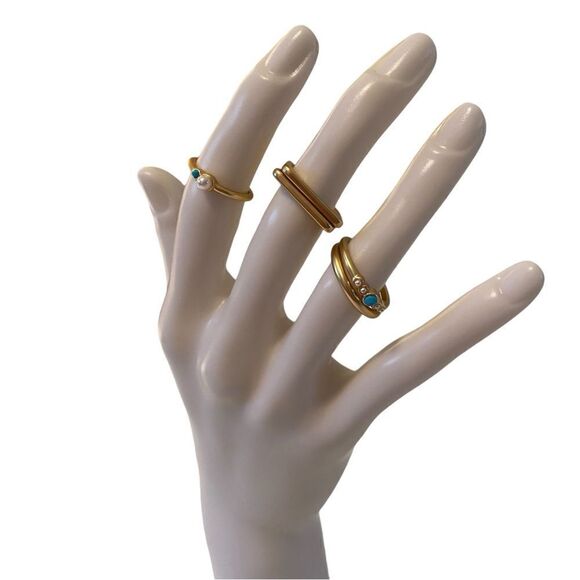 Turquoise & Pearl Goldtone Ring Stack. 5 Rings Total. - Picture 5 of 7